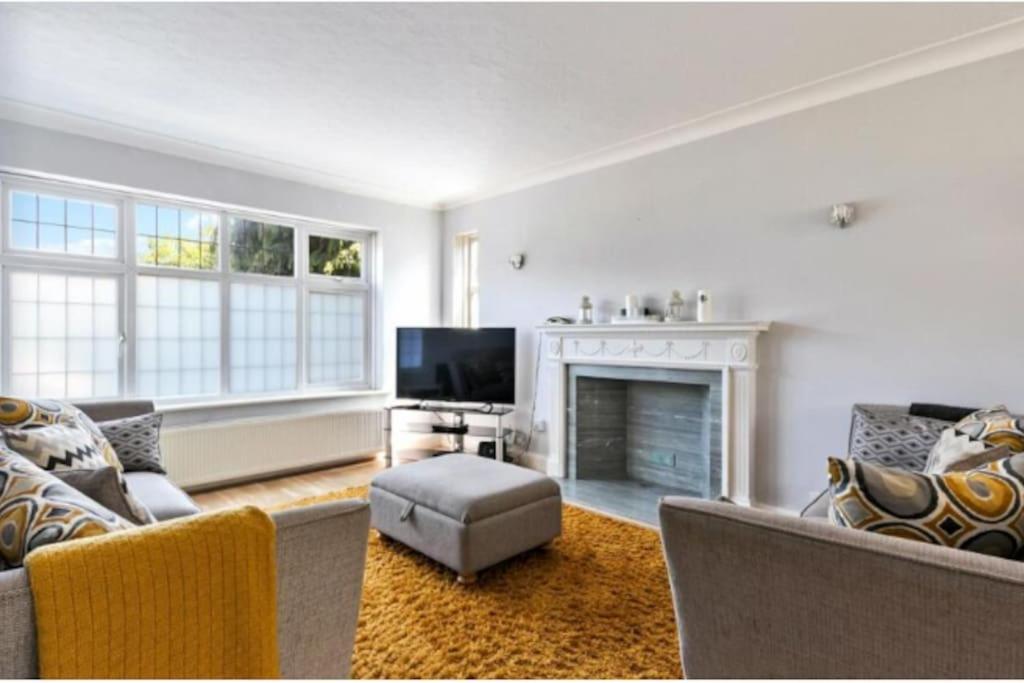 Large Family Home Near Richmond Park New Malden Buitenkant foto