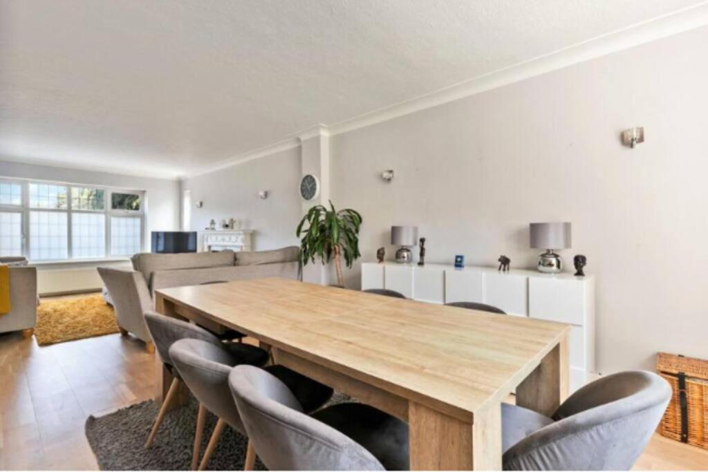 Large Family Home Near Richmond Park New Malden Buitenkant foto